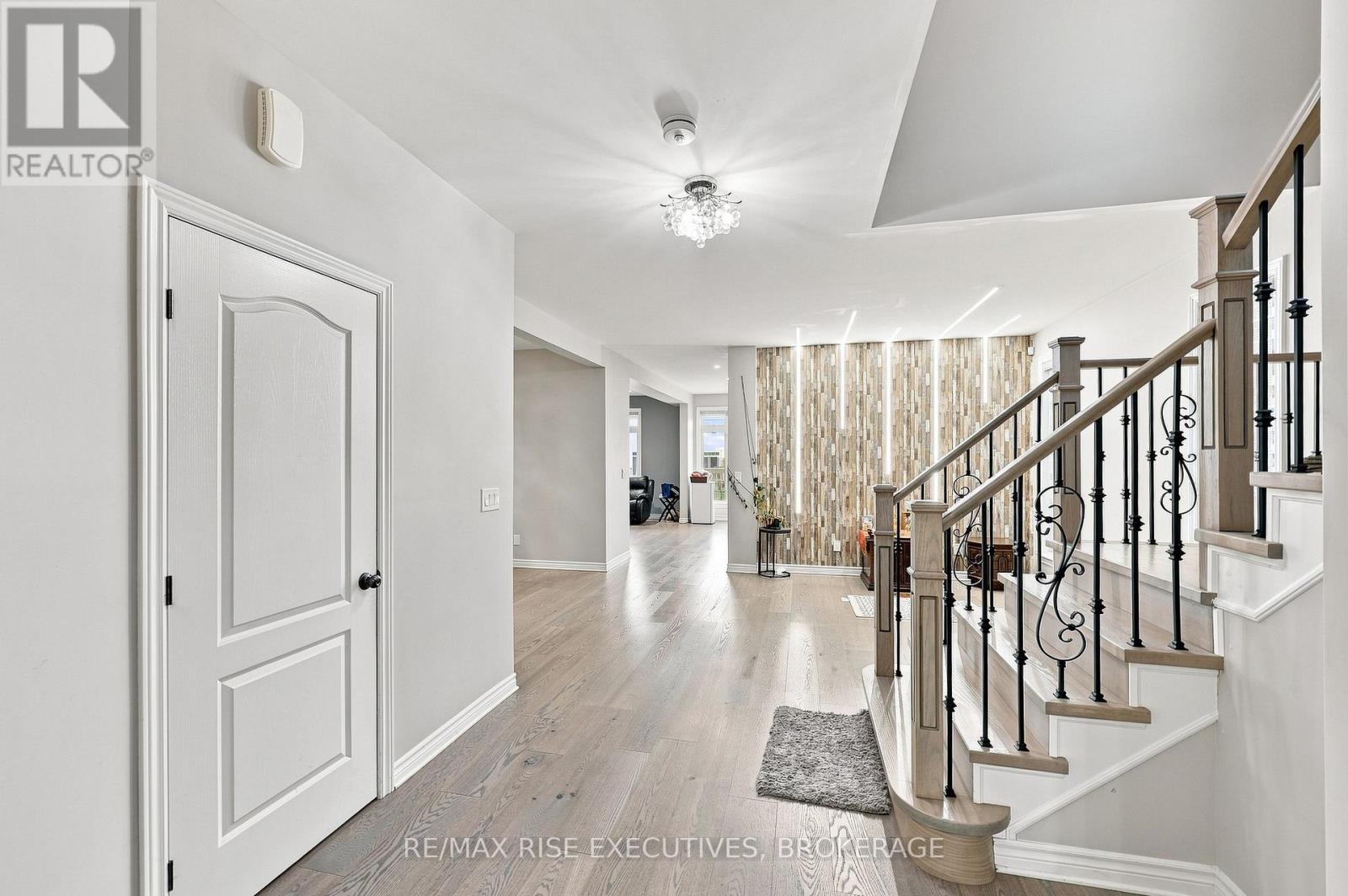 645 GWEN AVENUE