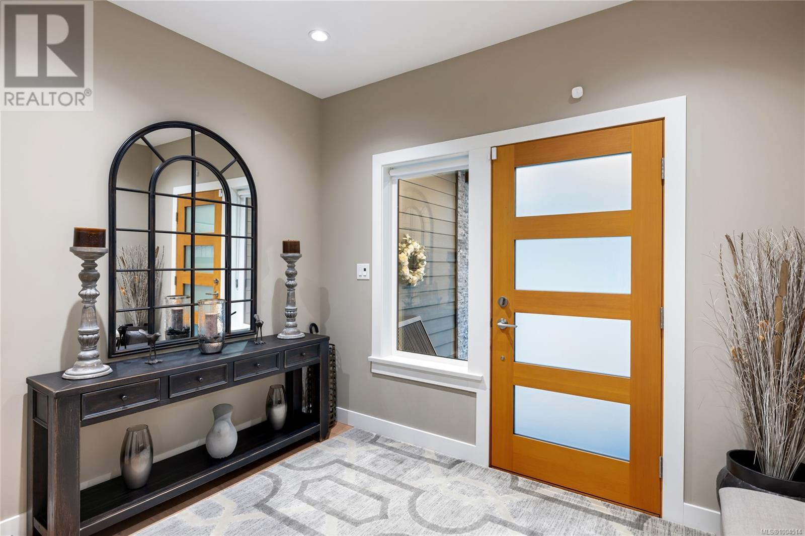 2371 Renfrew Rd