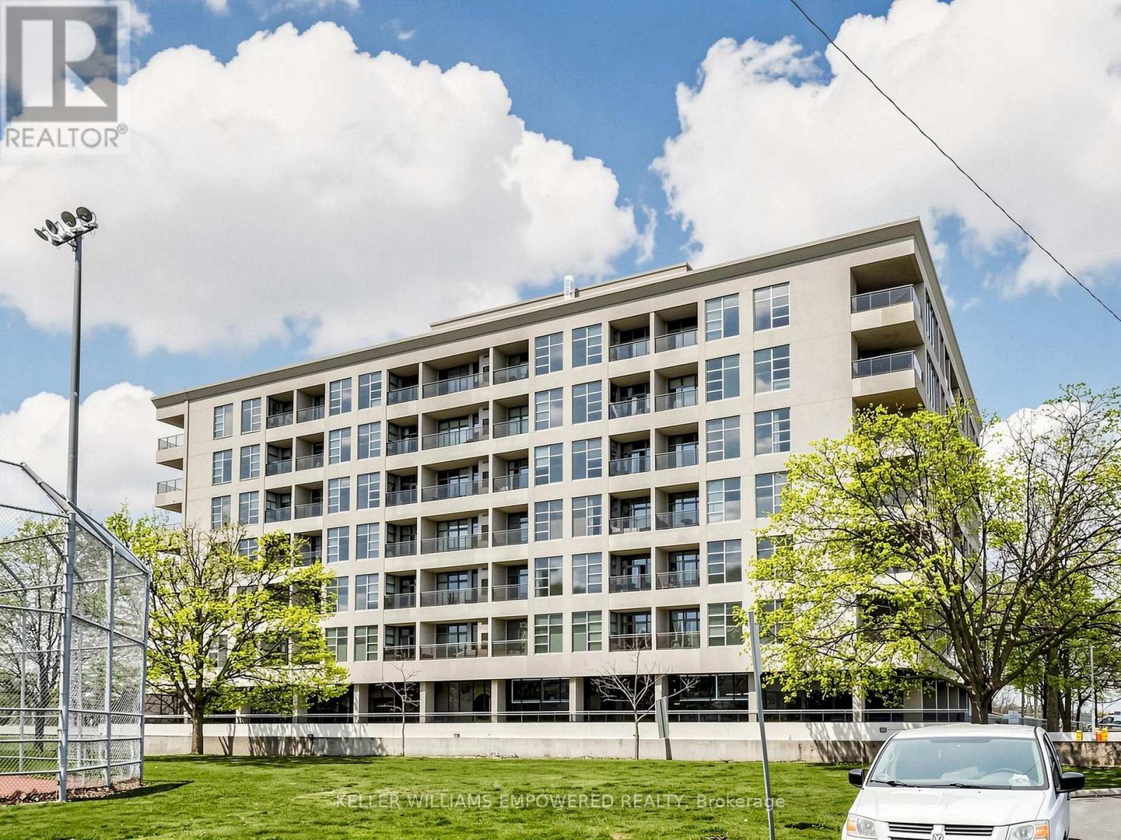 316 - 1 LEASIDE PARK DRIVE