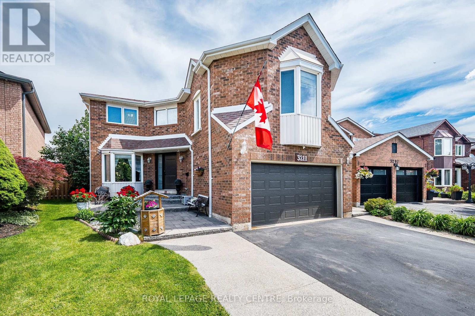 3211 DOVETAIL MEWS