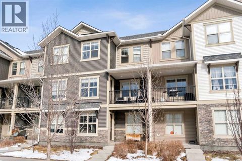 603, 32 Horseshoe Crescent Cochrane AB T4C2P4