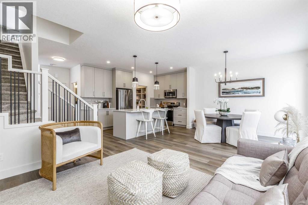 546 Rivercrest View