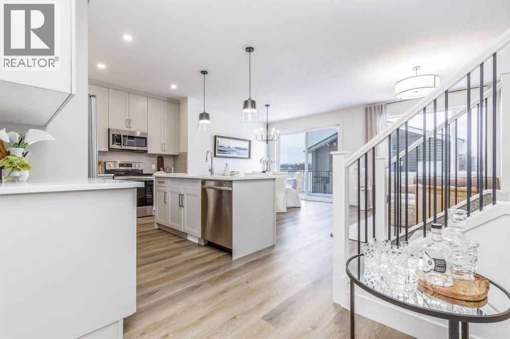 546 Rivercrest View