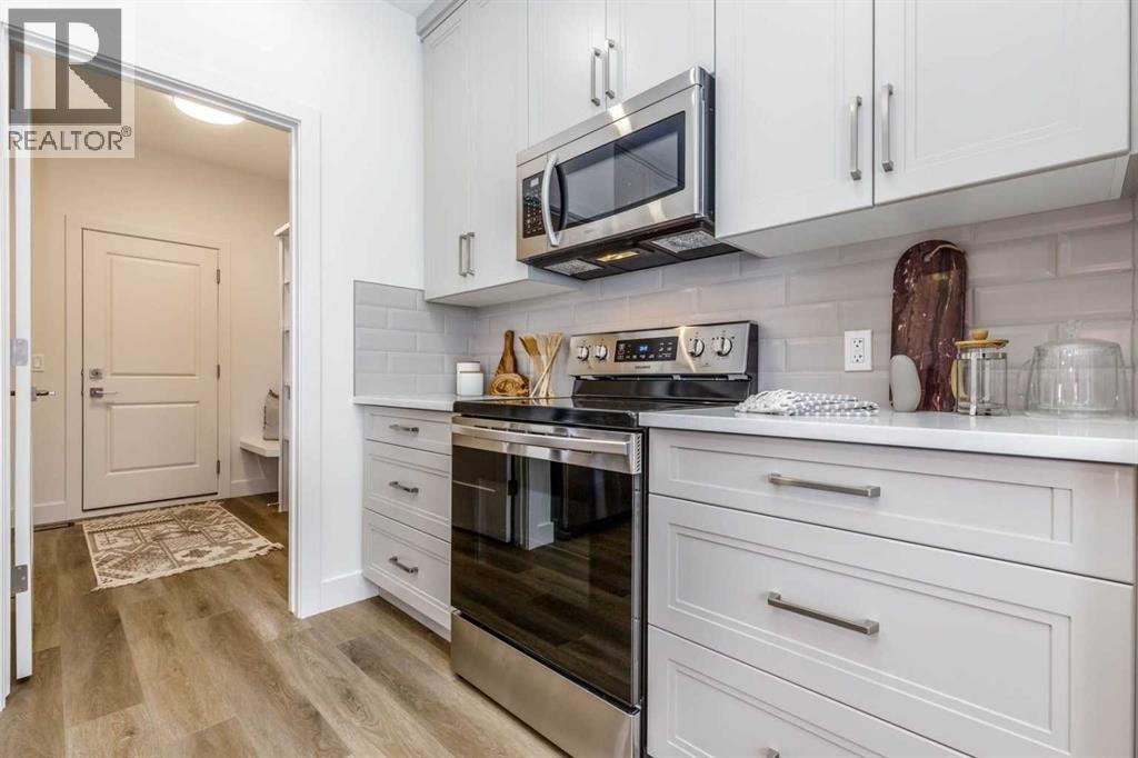 546 Rivercrest View