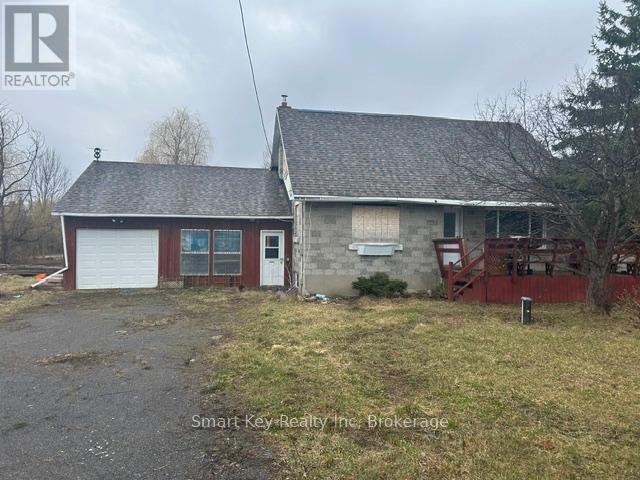 1696 RIVER ROAD