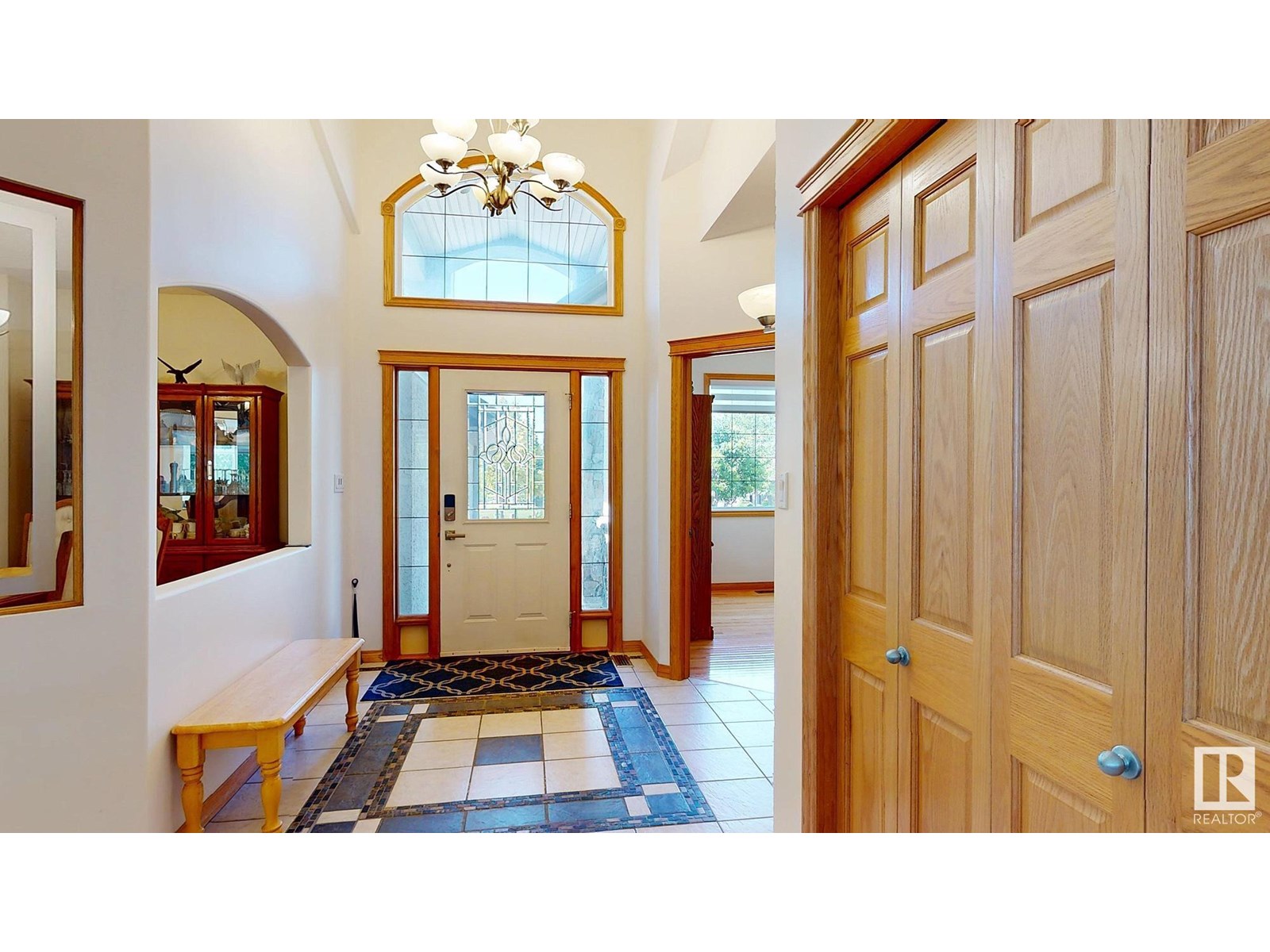 7 KINGSBURY CR