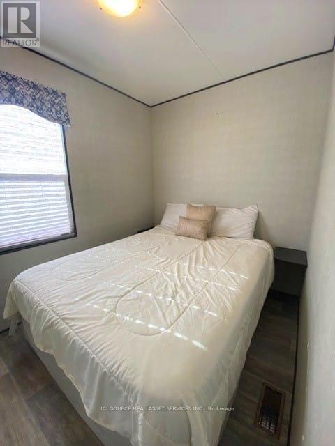 LTL406 - 155 MCCREARYS BEACH