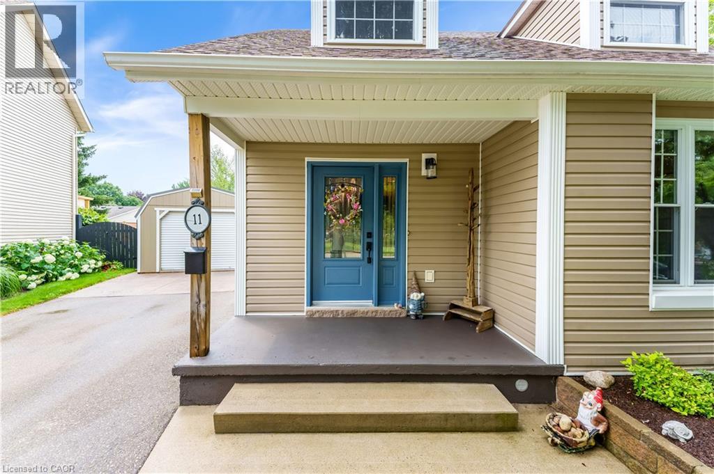 11 NIPIGON Place