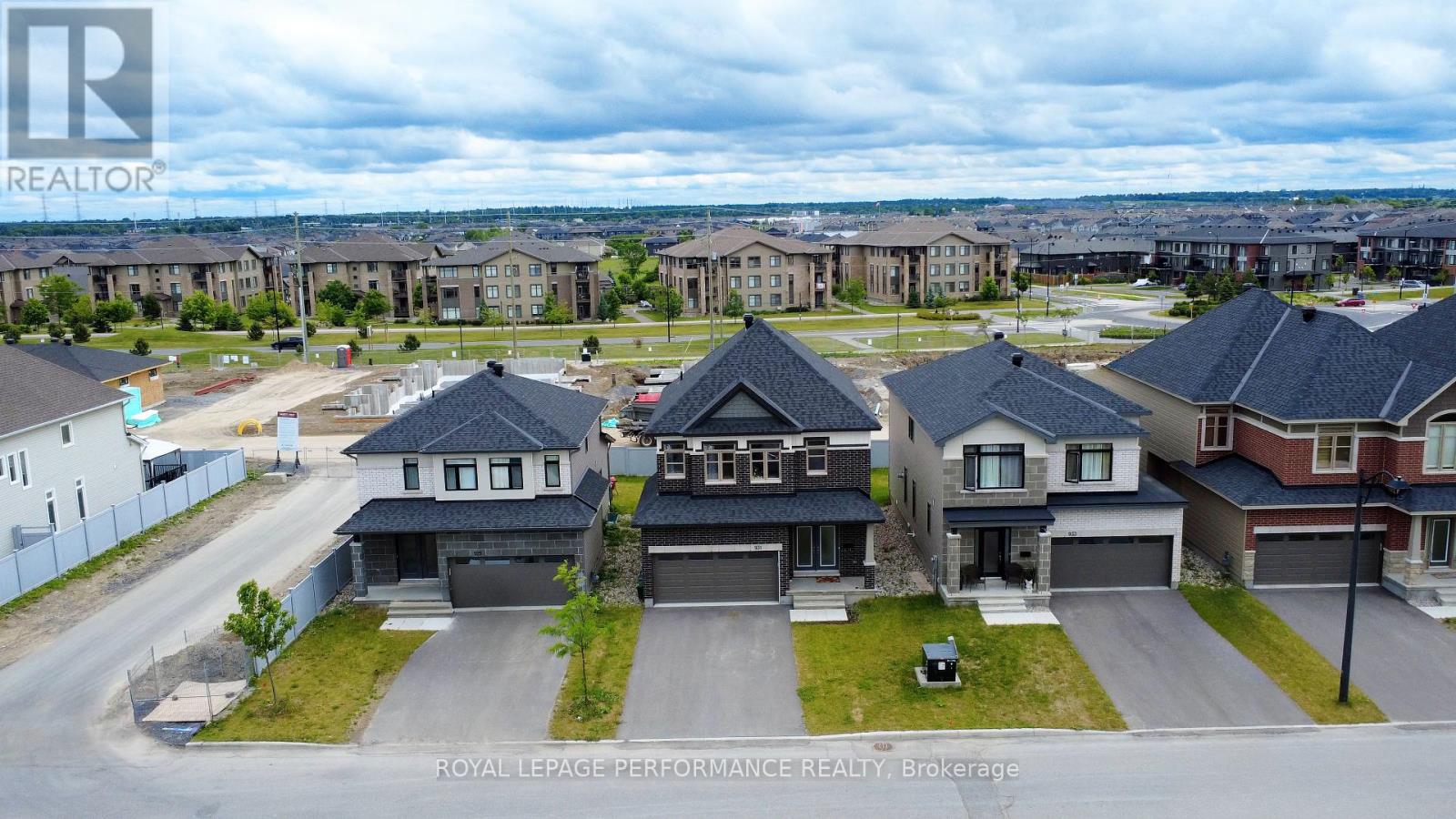 931 EMBANKMENT STREET