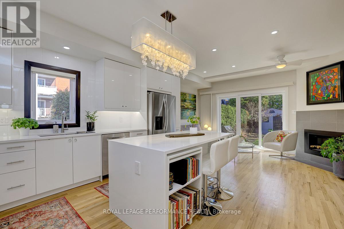 86 WEST PRESLAND ROAD