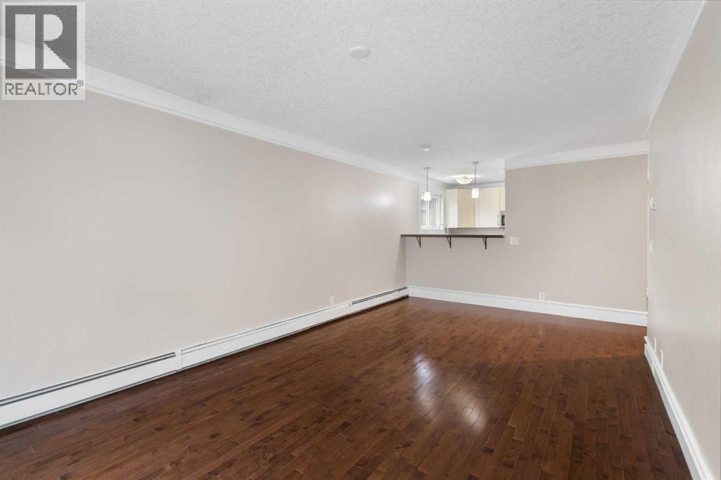 203, 644 Meredith Road NE