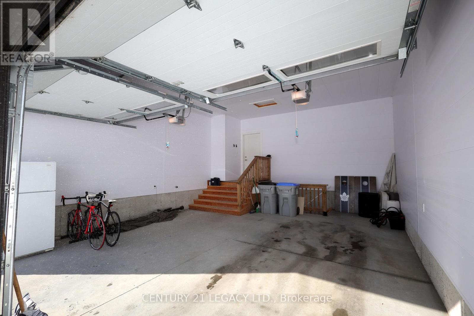 675 WINCHESTER AVENUE S