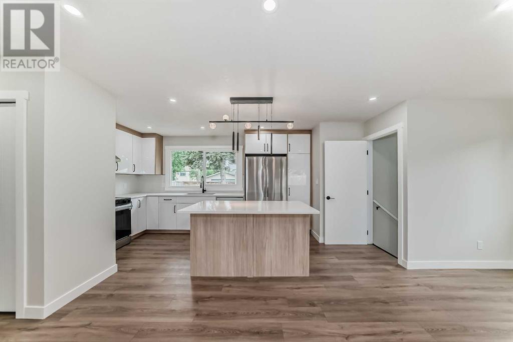 462 Penbrooke Crescent SE