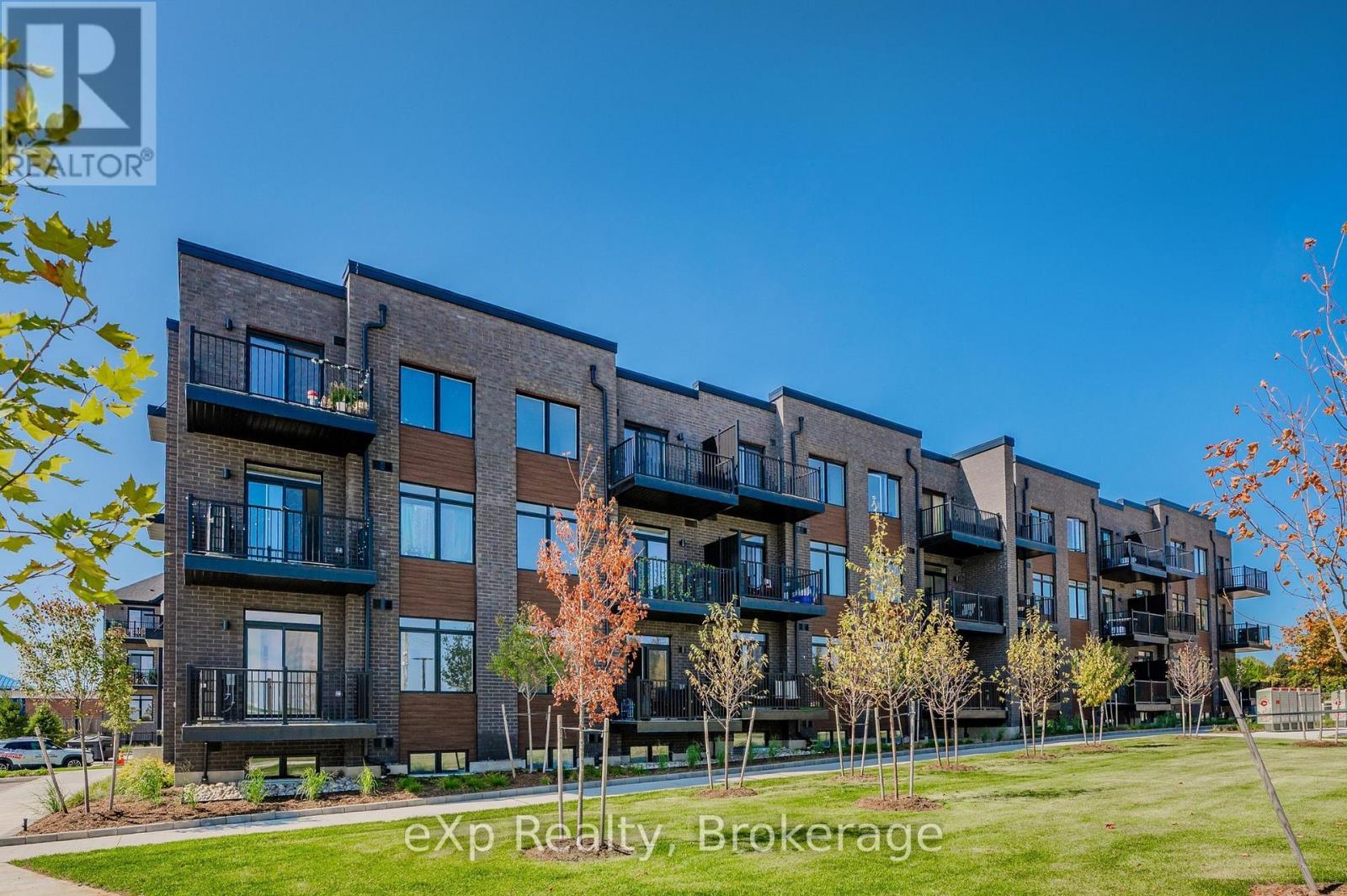 F187 - 824 WOOLWICH STREET