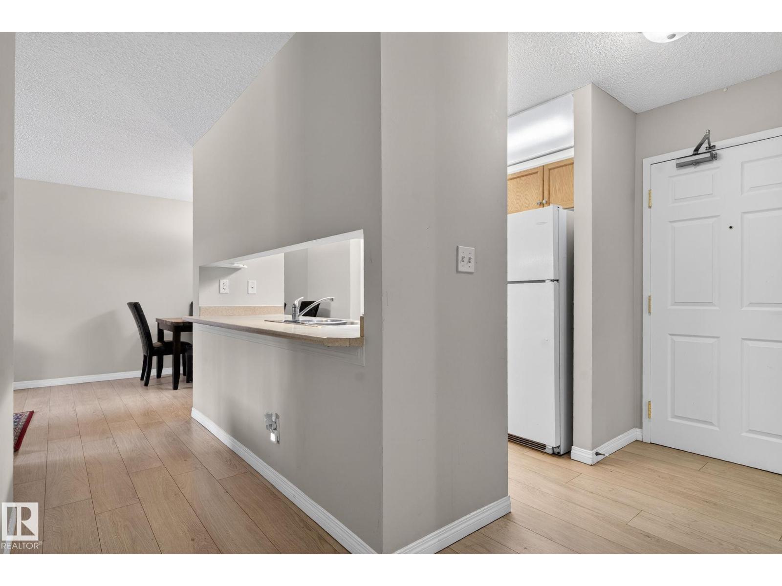 #129 4210 139 AV NW