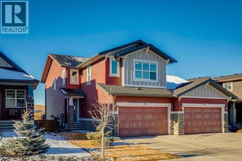 57 Crestridge Bay SW Calgary AB T3B6H2