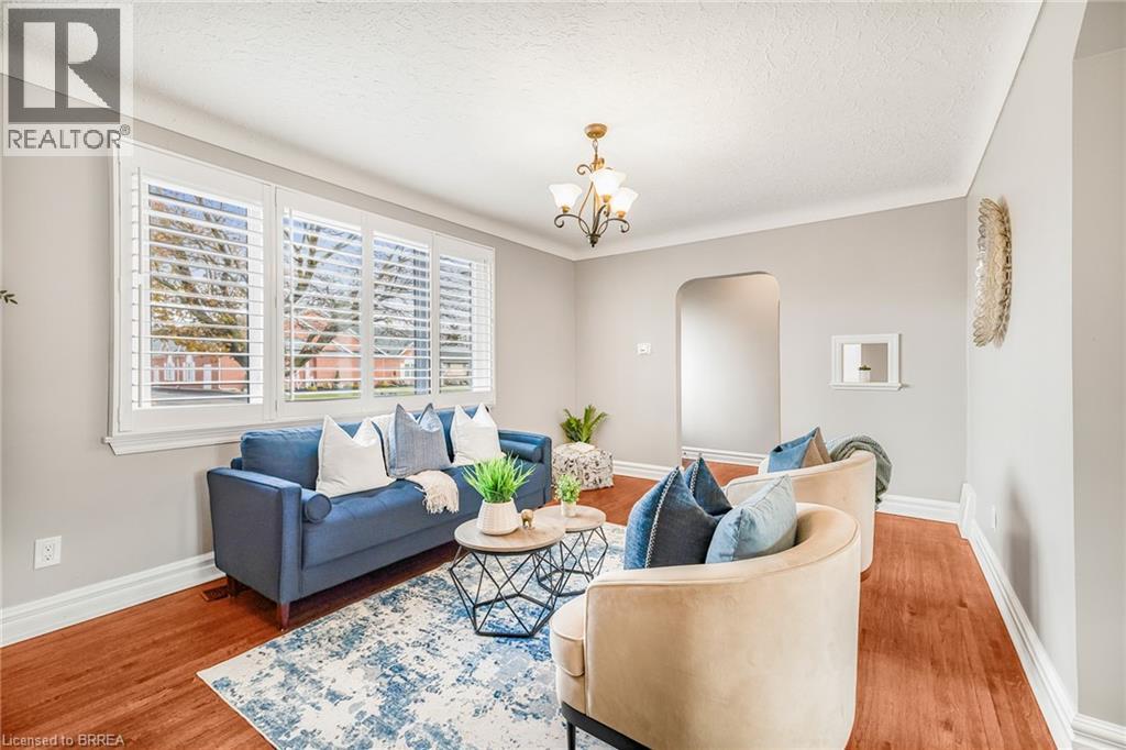 52 CHARING CROSS Street