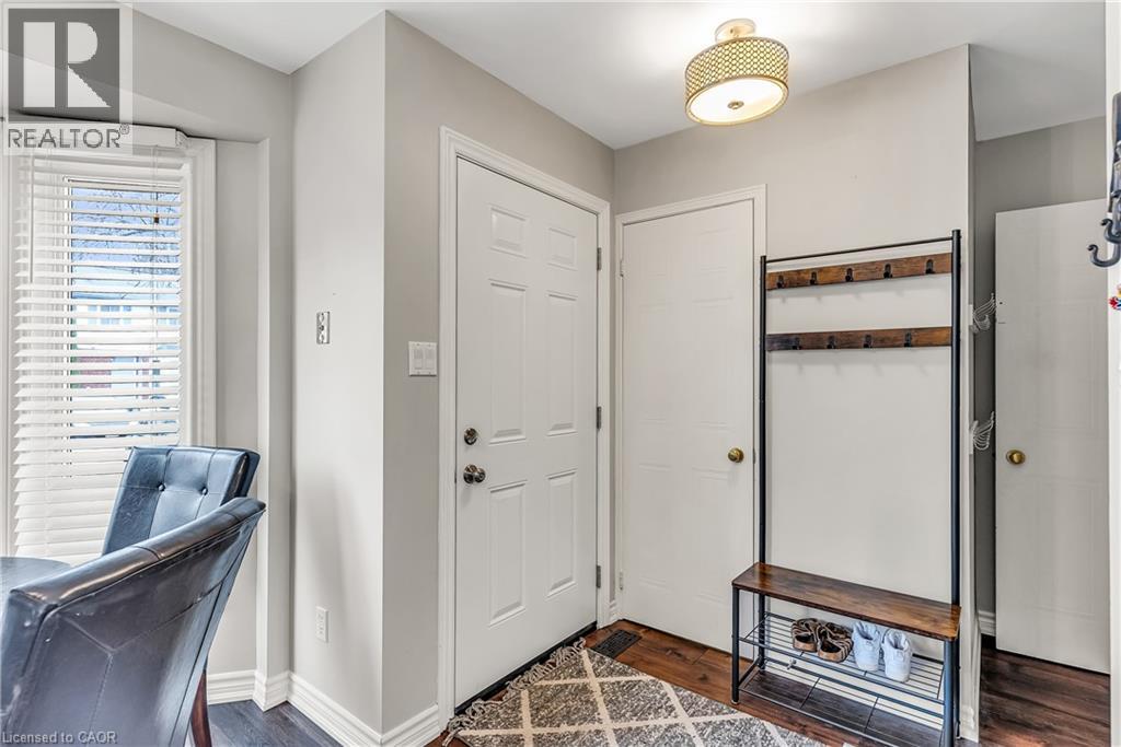 219 KINGSWOOD Drive Unit# 52