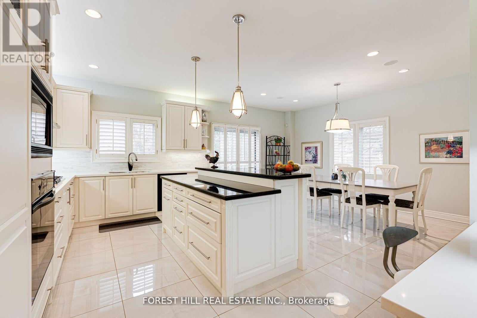 66 SANIBEL CRESCENT