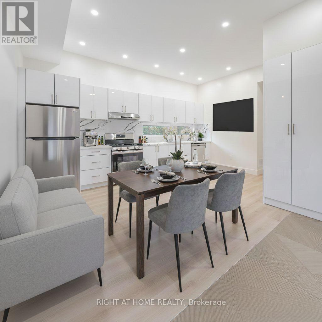 GARDEN SUITE - 25 TEMPLAR DRIVE