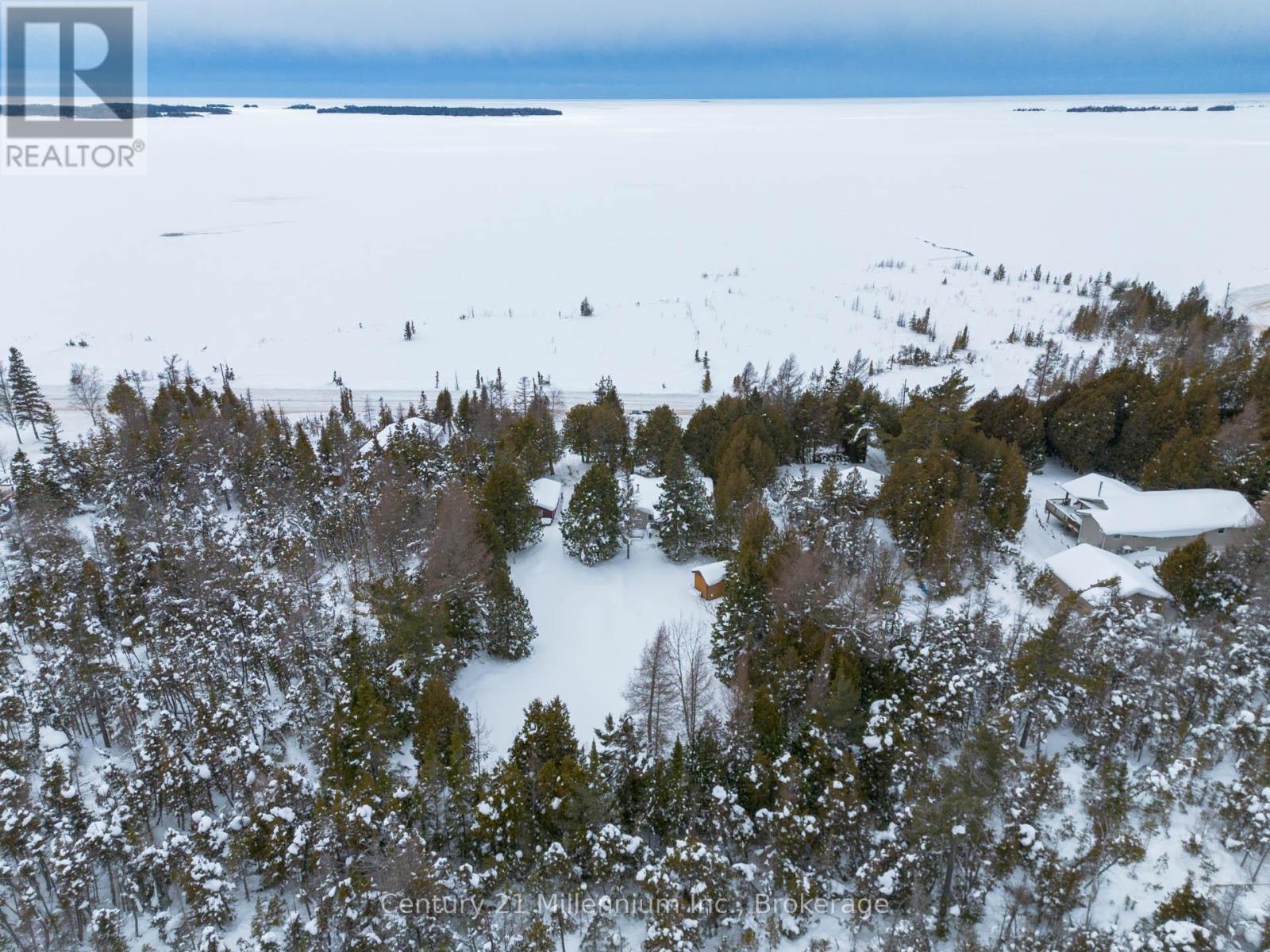 465 SHORELINE AVENUE