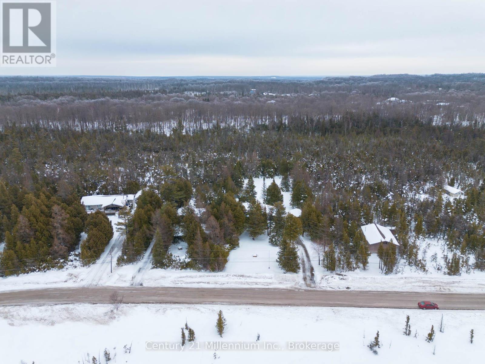 465 SHORELINE AVENUE