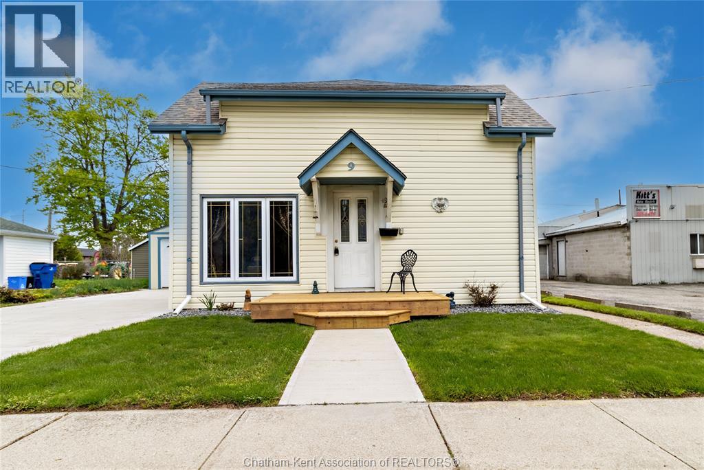 9 Woods STREET - Photo 2