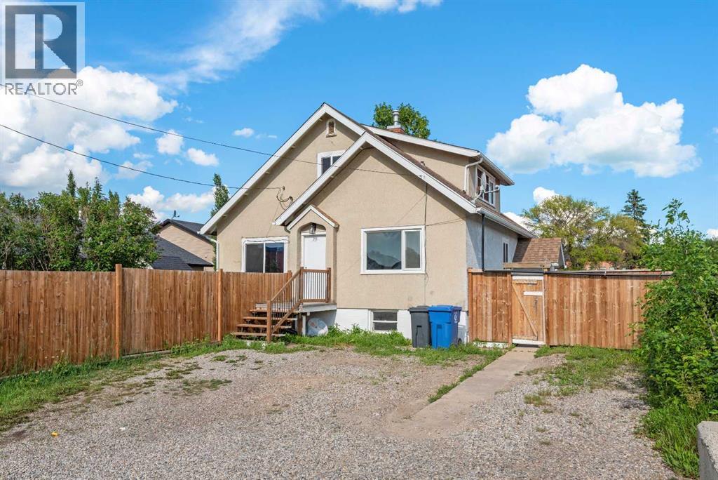 Photo 1 of 45 — 302 6 Avenue NE, Three Hills, AB T0M2A0