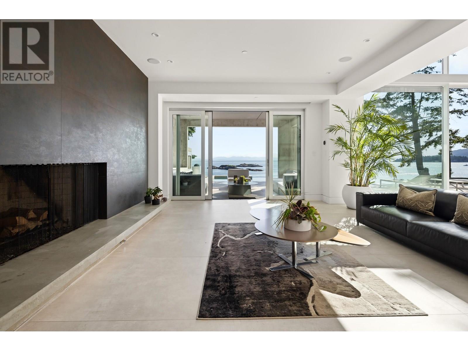 5225 GULF PLACE