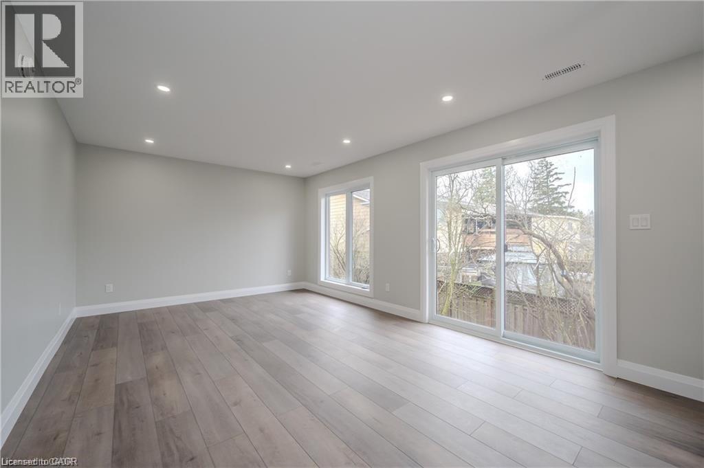 16 HINCKS Street Unit# A