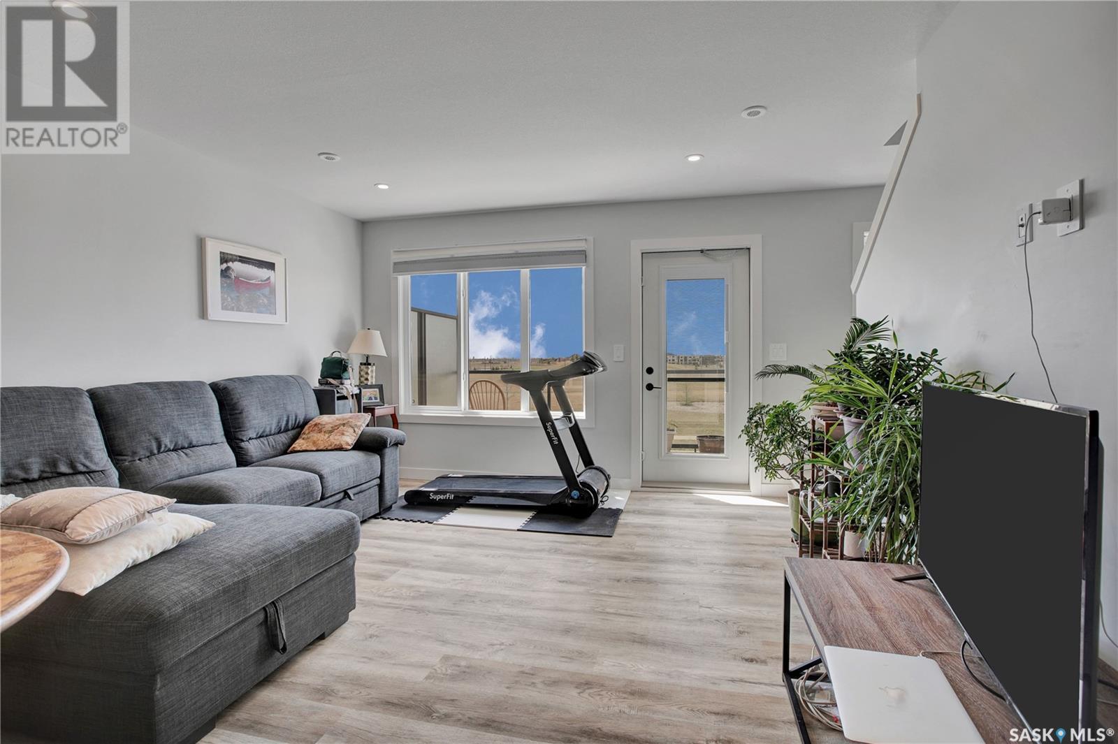 17 651 Dubois CRESCENT