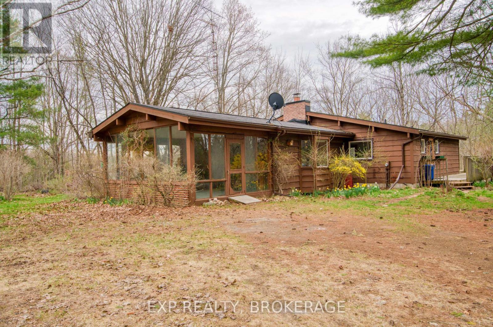 Photo 1 of 50 — 1026 DESERT CREEK LANE, Frontenac (Frontenac South), ON K0H1W0