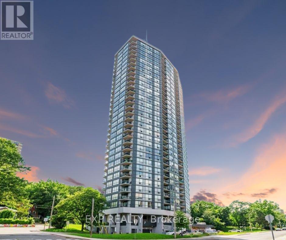 Photo 1 of 40 — 608 - 150 CHARLTON AVENUE E Unit 608, Hamilton (Corktown), ON L8N3X3