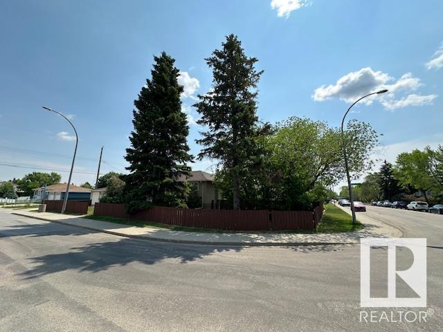 13907 135 AV NW