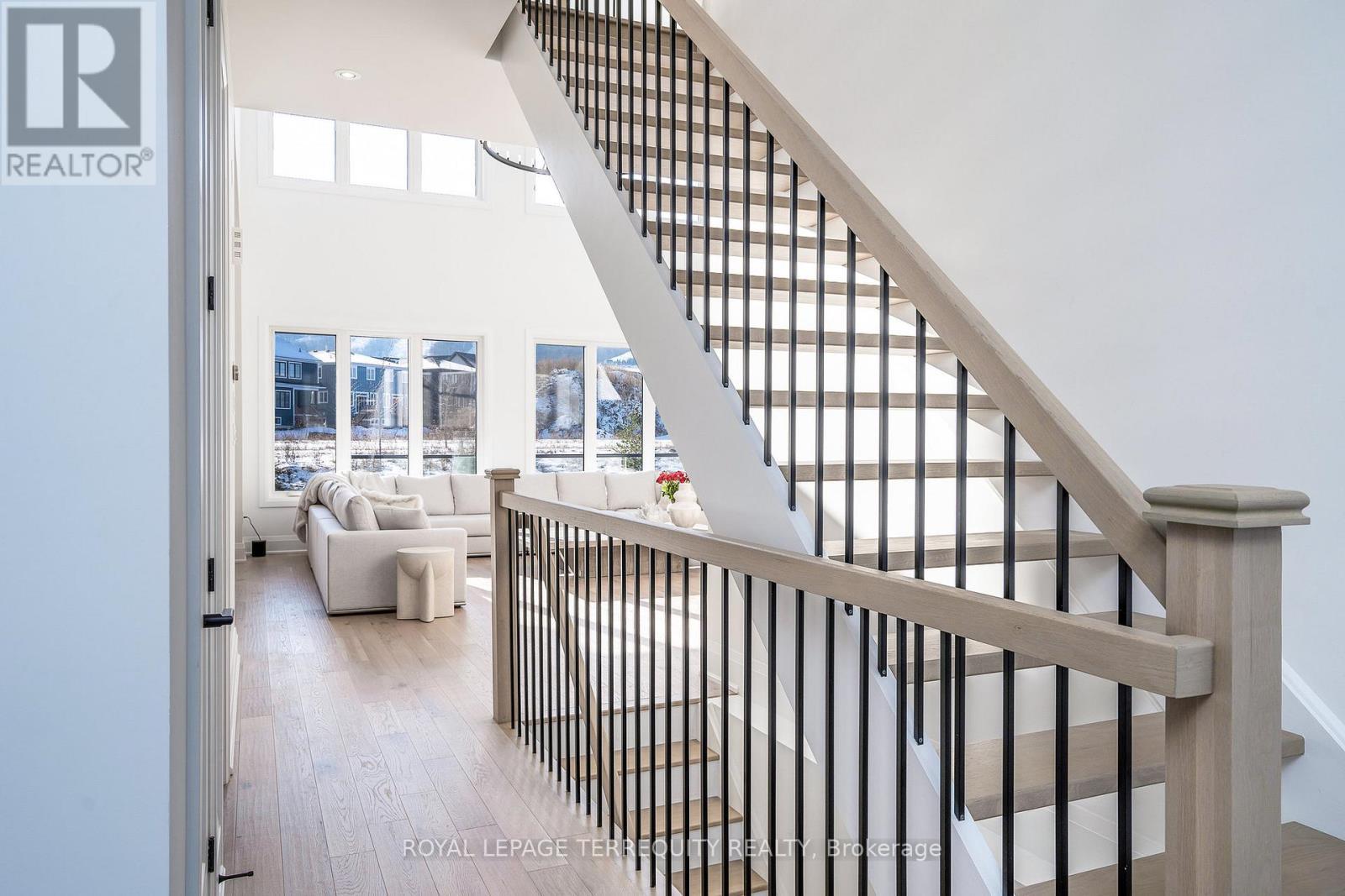 109 STILLWATER CRESCENT