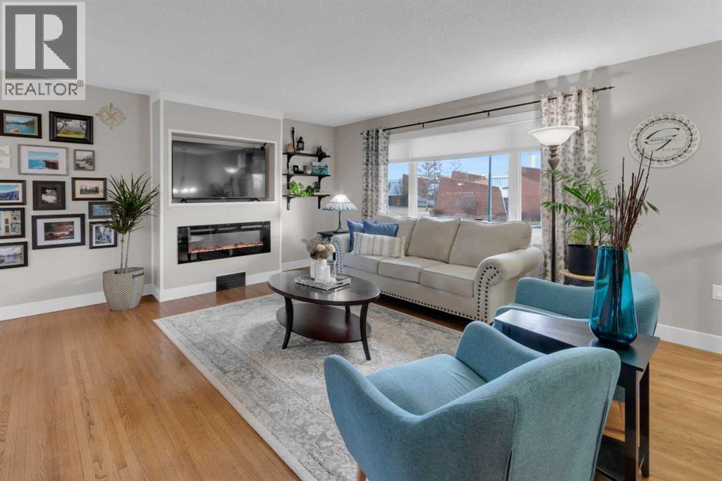 724 Mapleton Drive SE