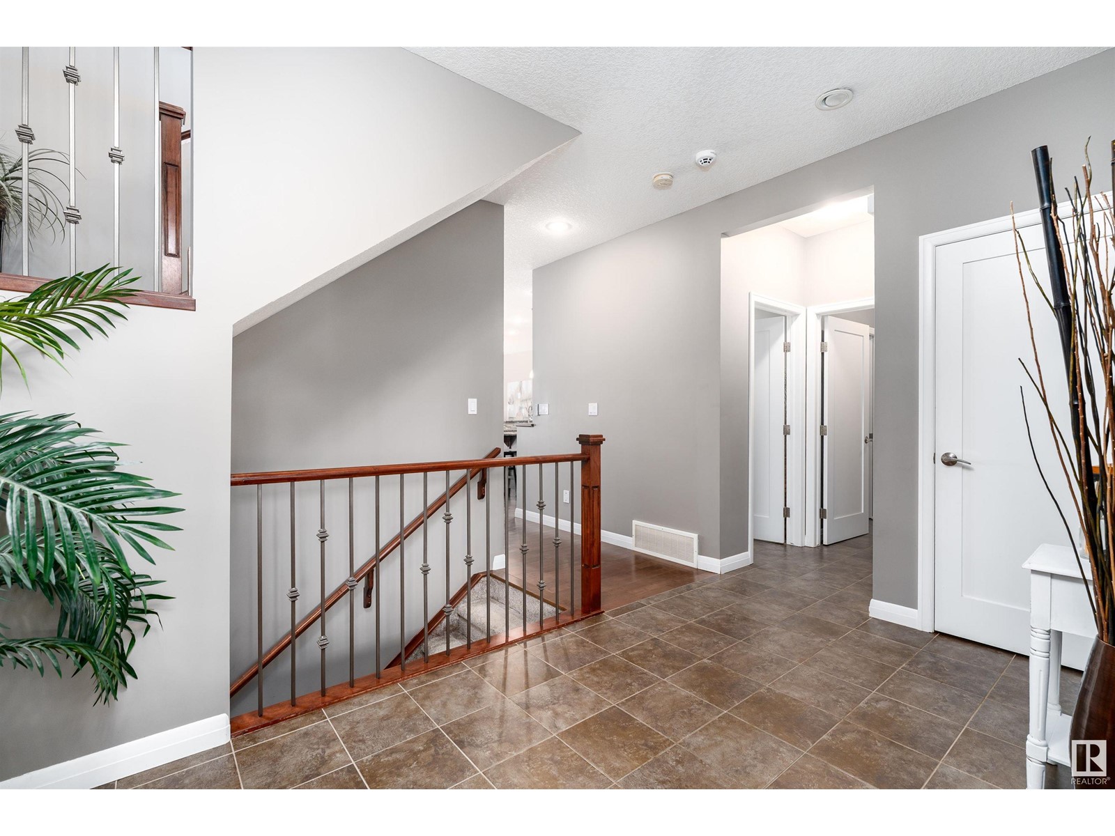 4088 SUMMERLAND DR