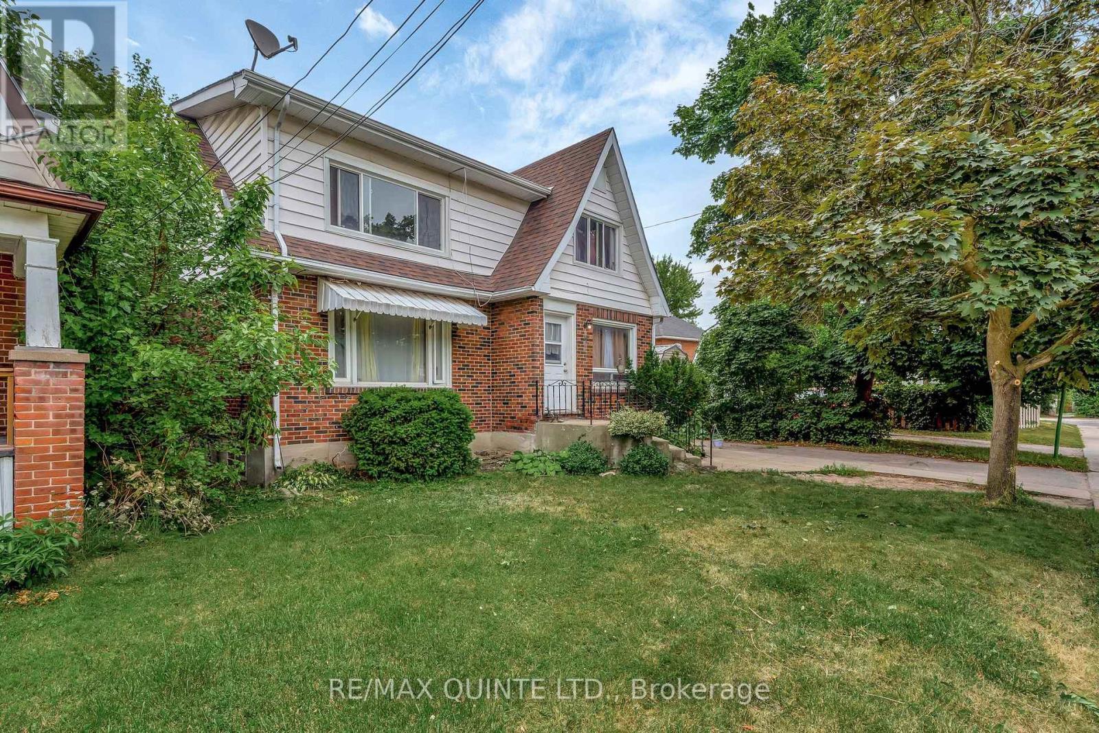 7 RITCHIE AVENUE