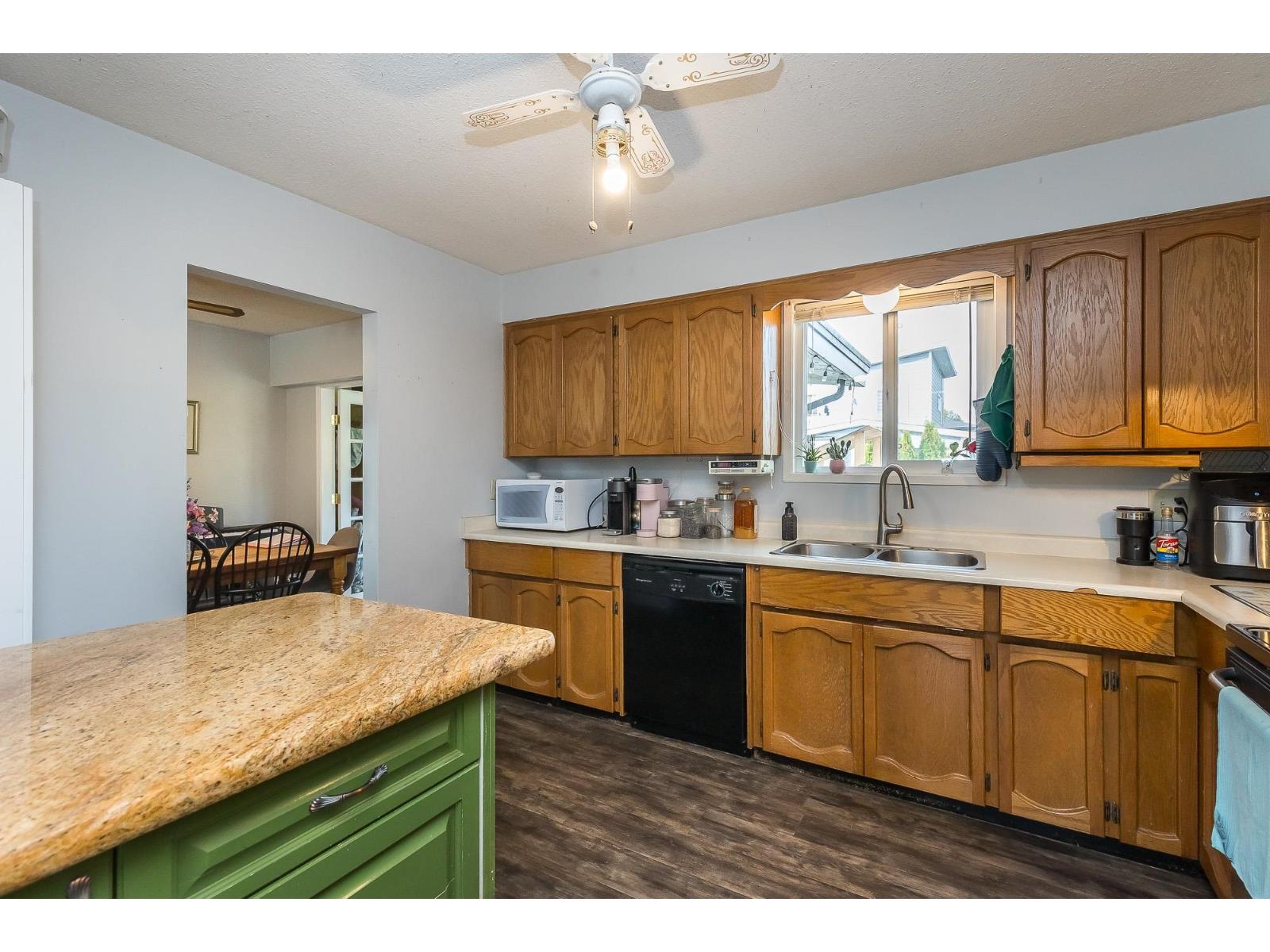 1869 WESTBURY AVENUE