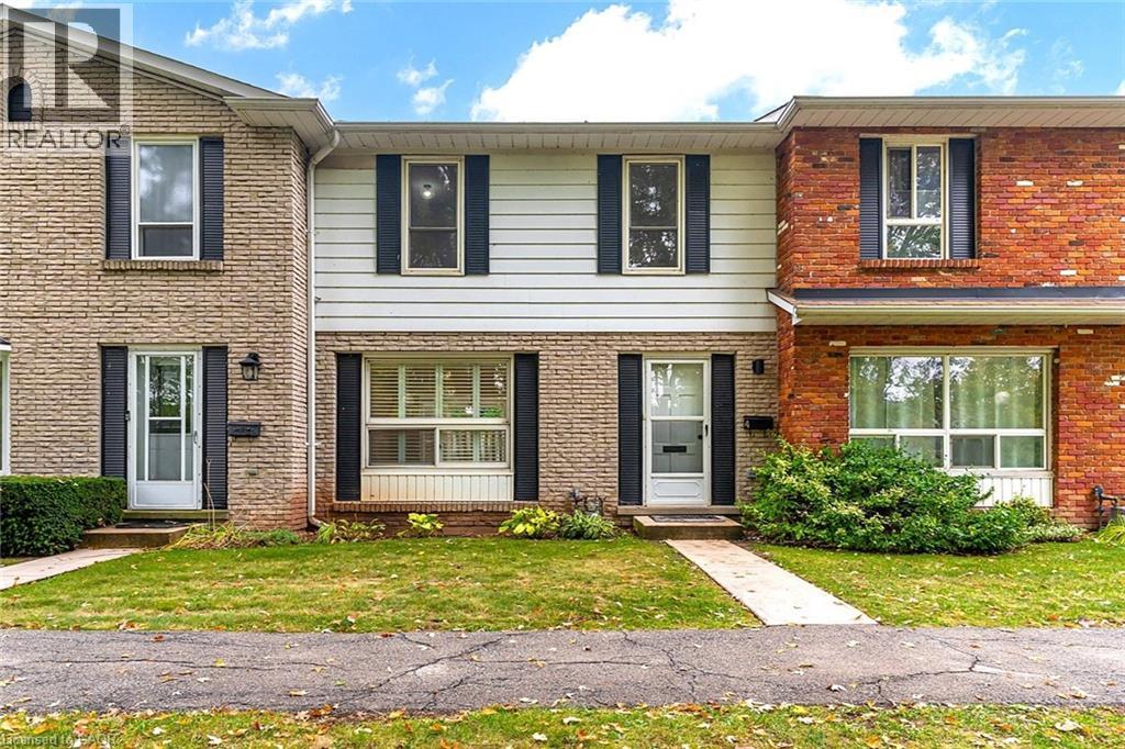 5475 LAKESHORE Road Unit# 4