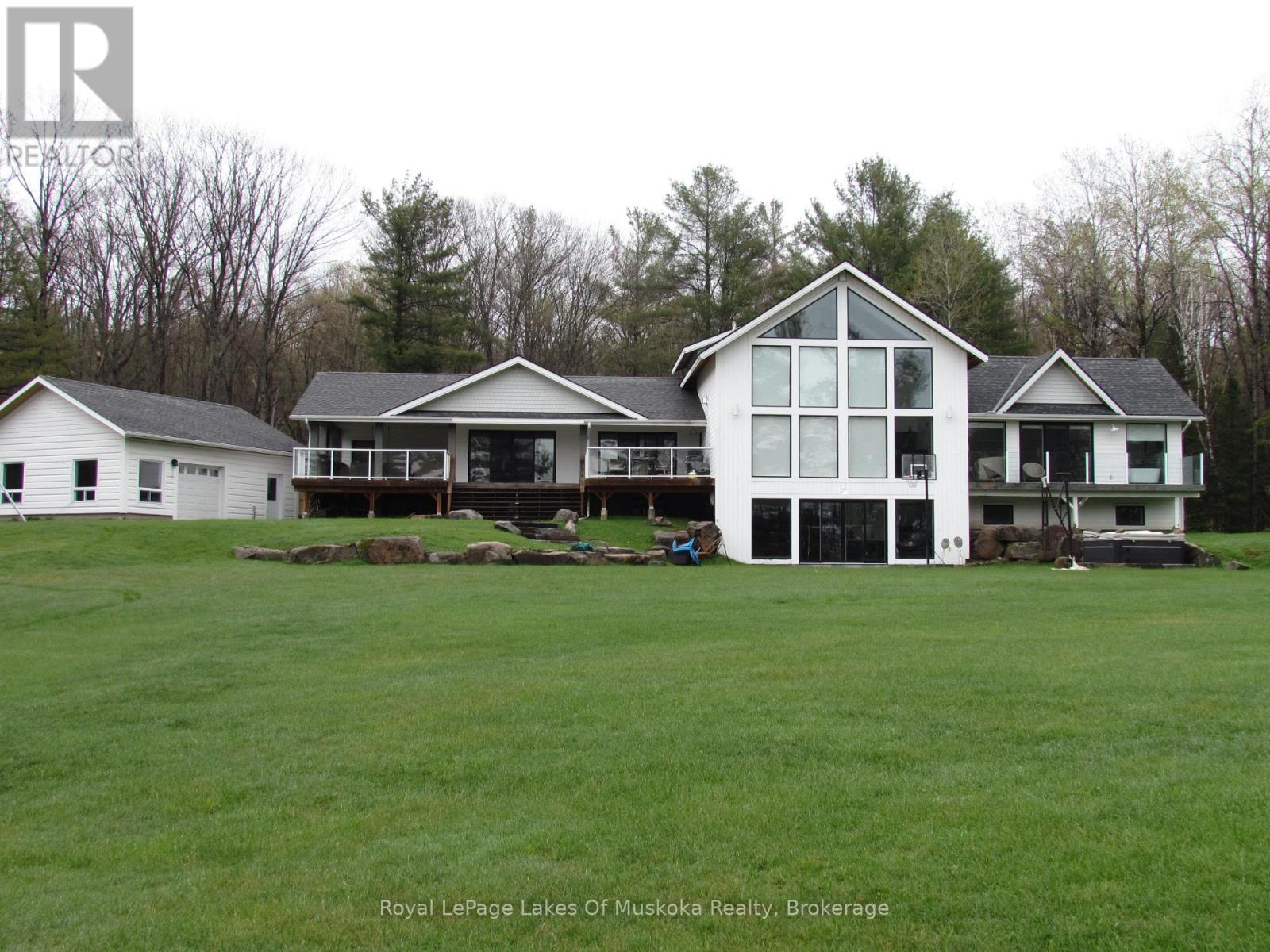 1-1331 SOUTH MONCK DRIVE