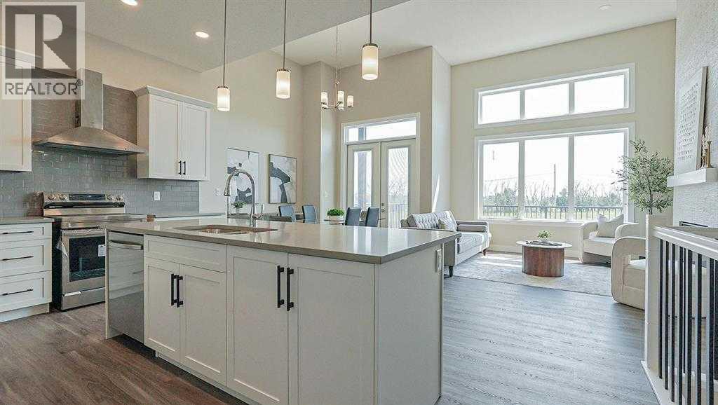 803 Hampshire Bay NE