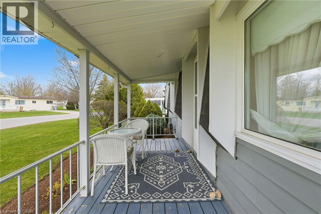 33 FAIRVIEW Crescent