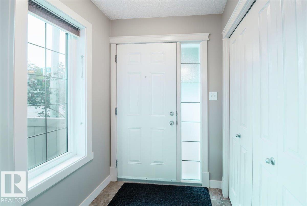 10904 72 AV NW