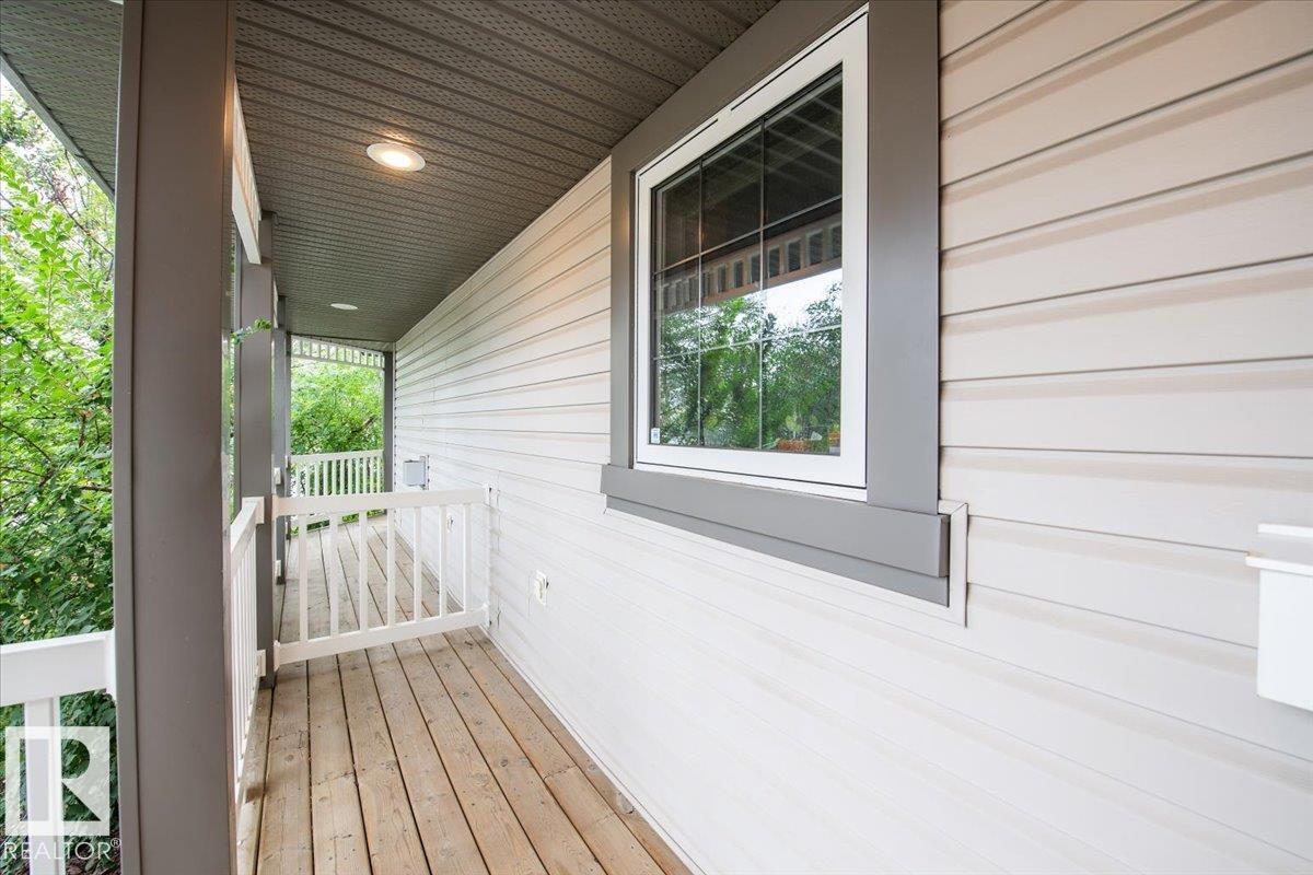 10904 72 AV NW