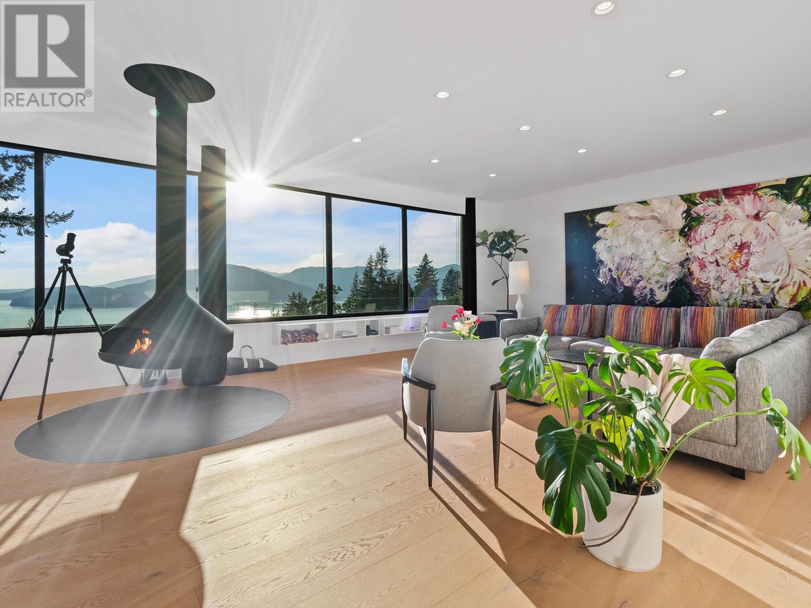 168 SUNSET DRIVE