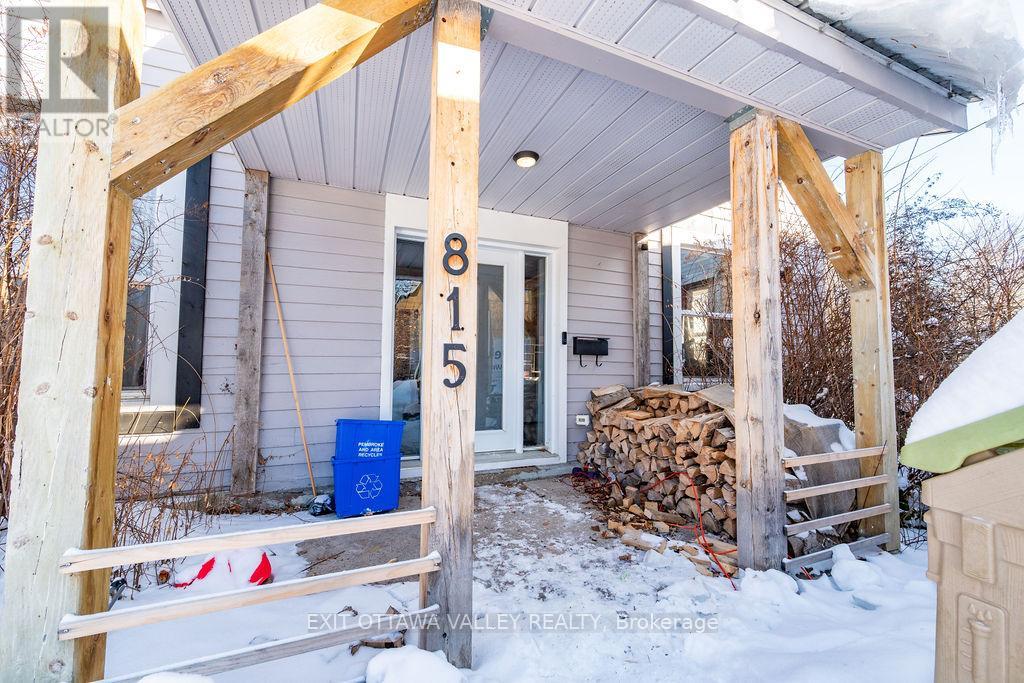 815 PEMBROKE STREET W