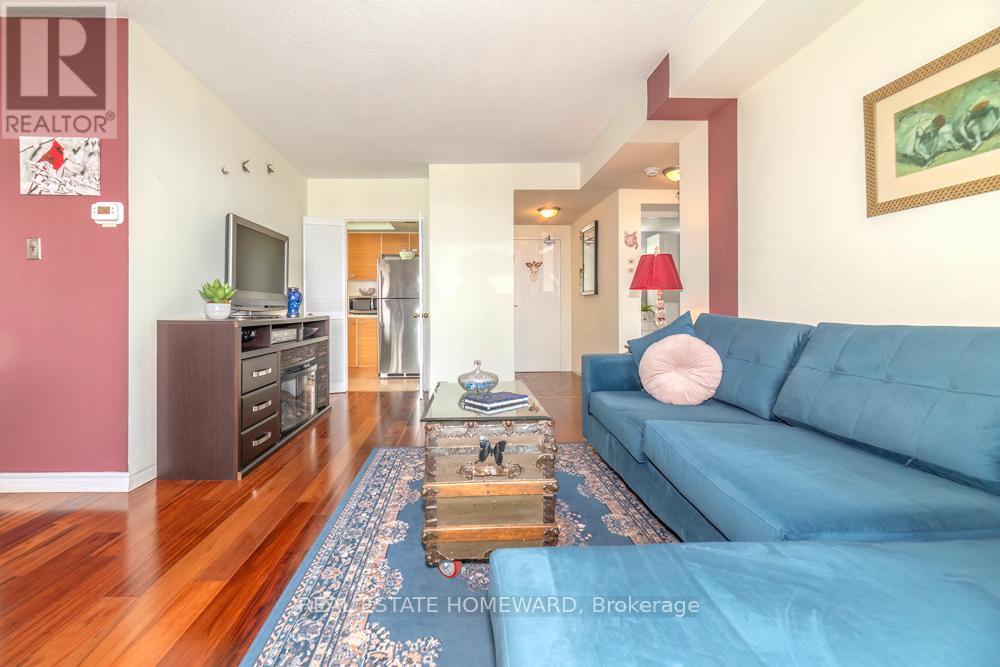 908 - 757 VICTORIA PARK AVENUE