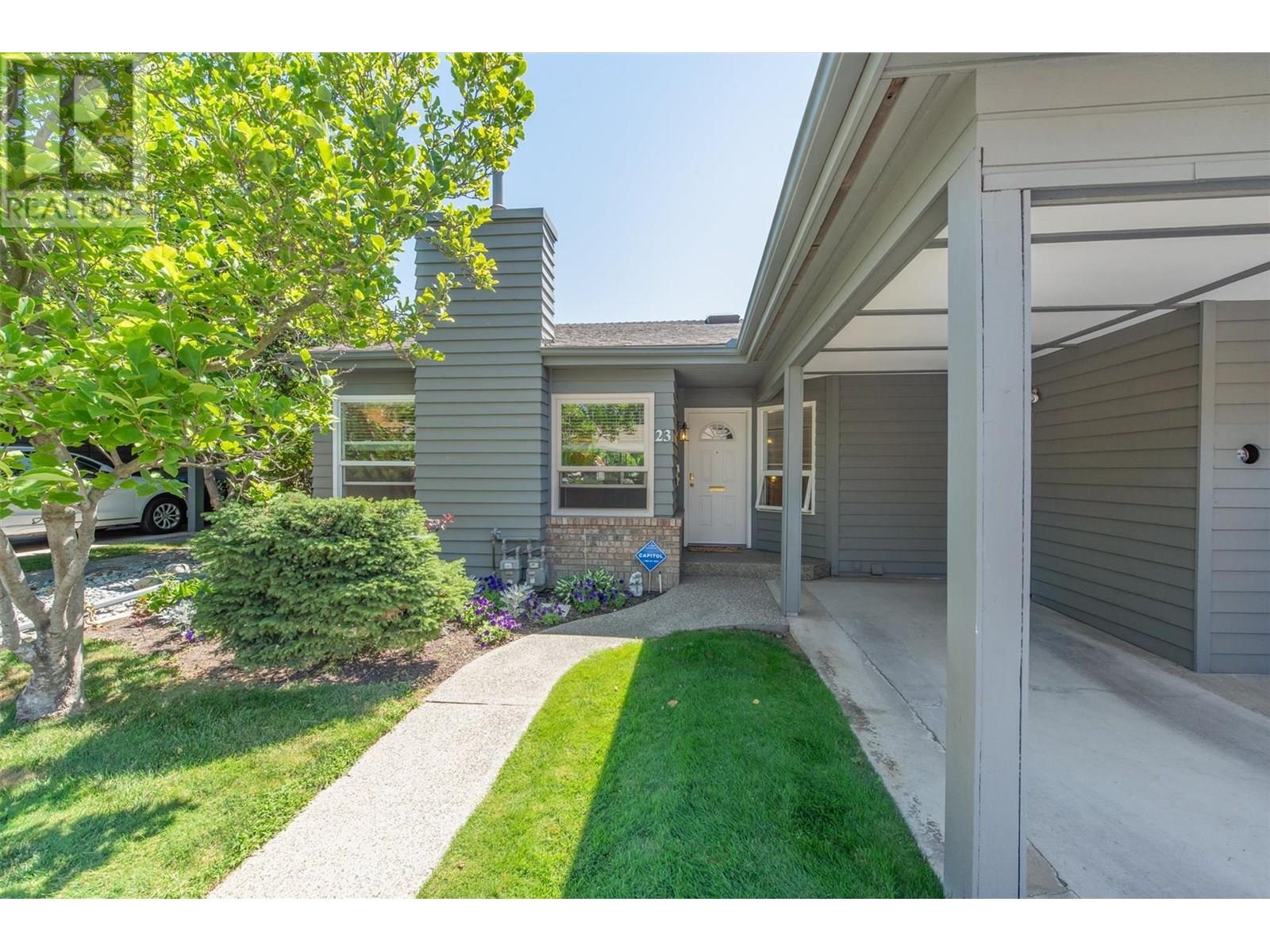 1530 Kelglen Crescent Unit# 23