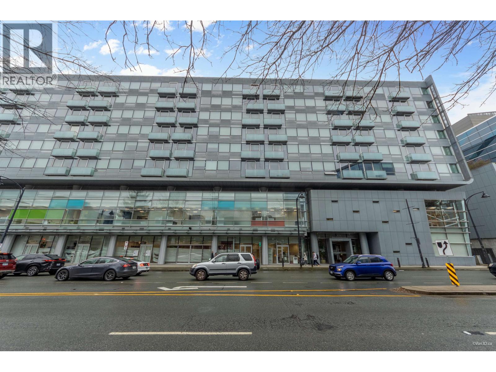 823 8080 CAMBIE ROAD